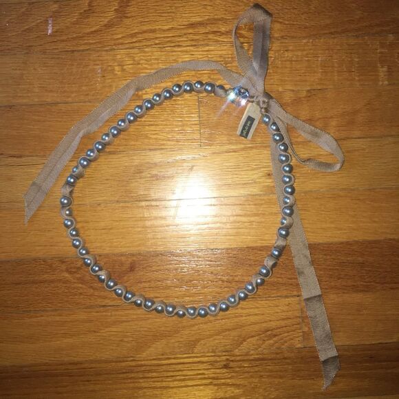 — Lee Angel — Metallic Pearl & Ribbon Necklace - Picture 7 of 7